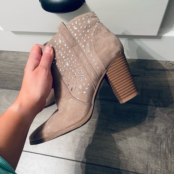 Faux Rhinestone Ankle Booties - Picture 4 of 5